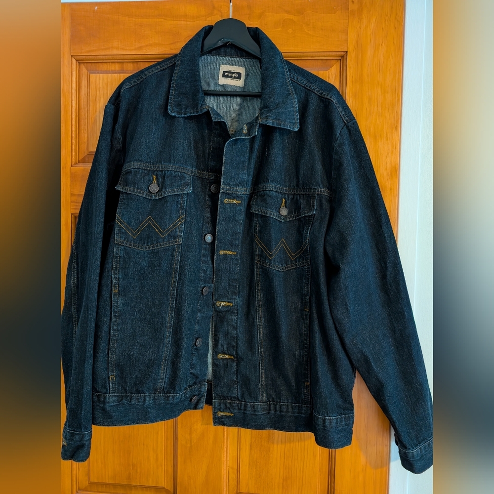 Wrangler Men's Dark Denim Jacket